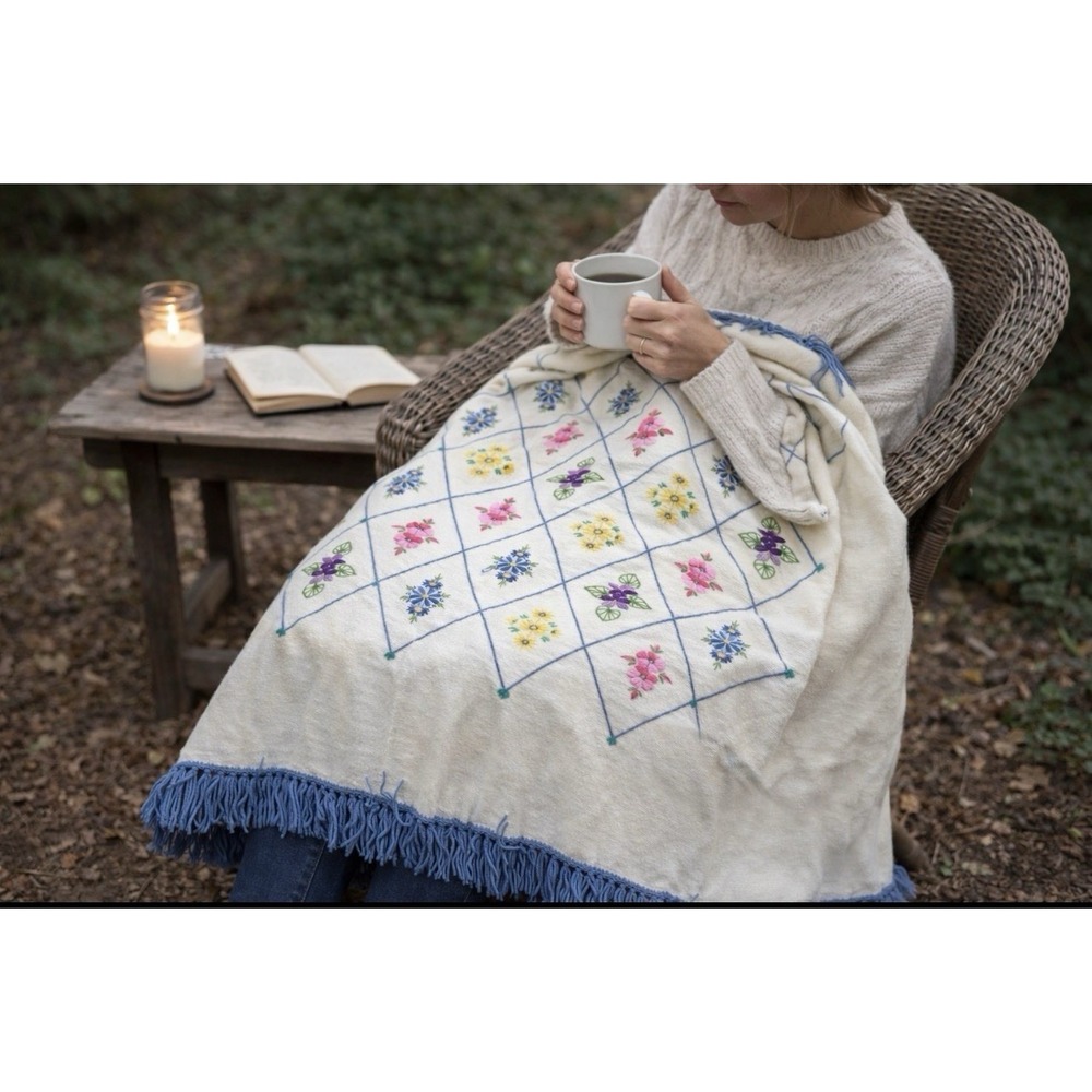 Vintage Hand Embroidered Floral Throw Blanket Blue Fringe Cottage-core Boho‎